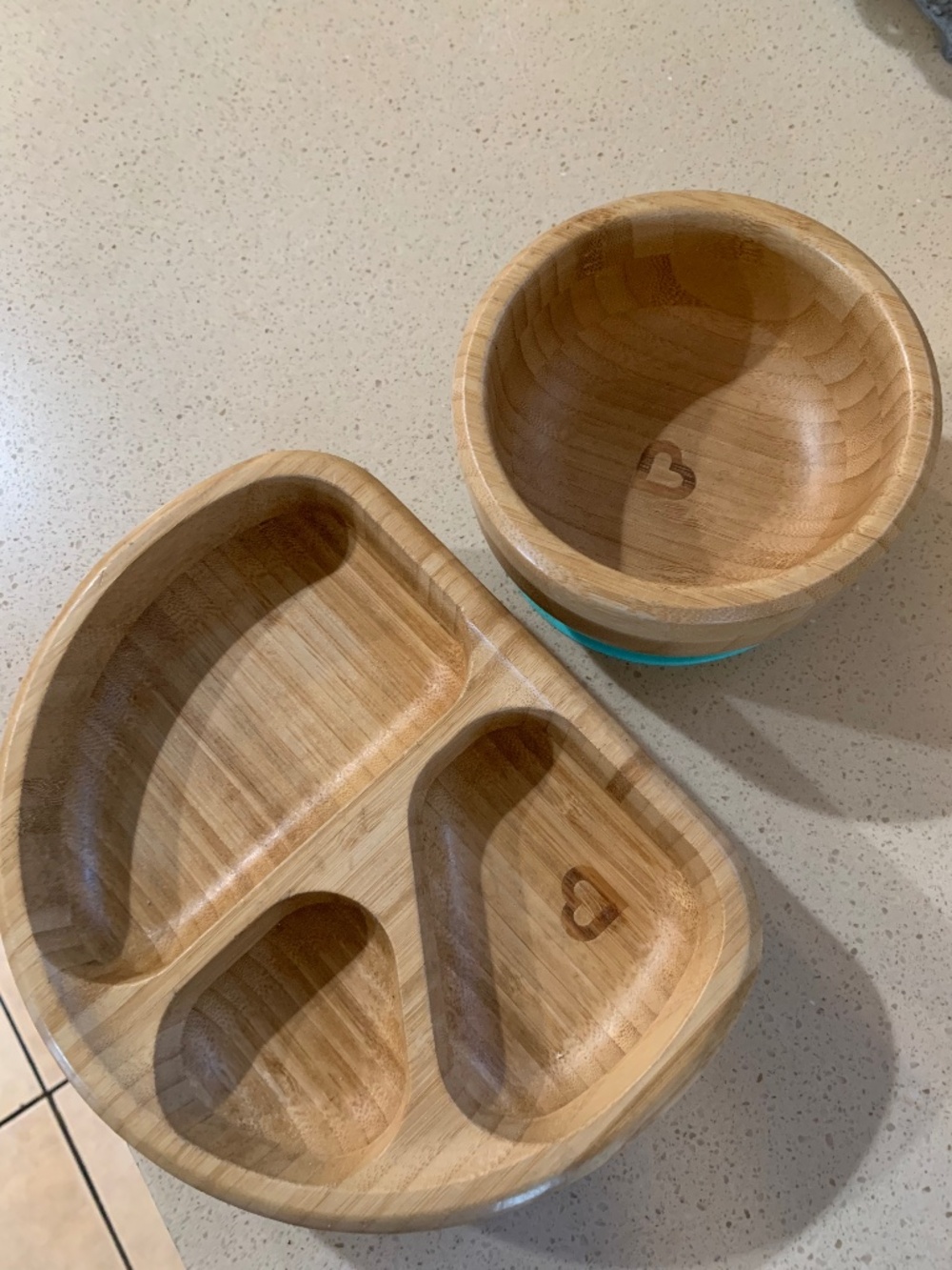 Munchkin Bamboo Divided Plate and Bowl with Suction Base